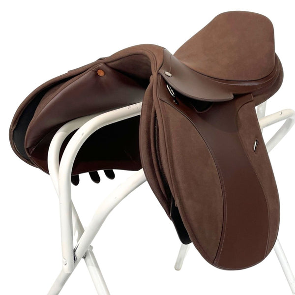 Tekna A4 Jumping Saddle, 16 1/2", Wide Tree