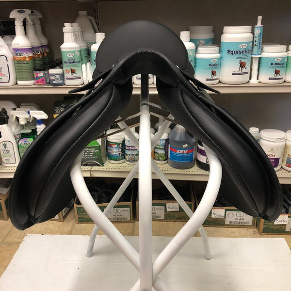 Wintec 250 All Purpose Saddle, 17 1/2"