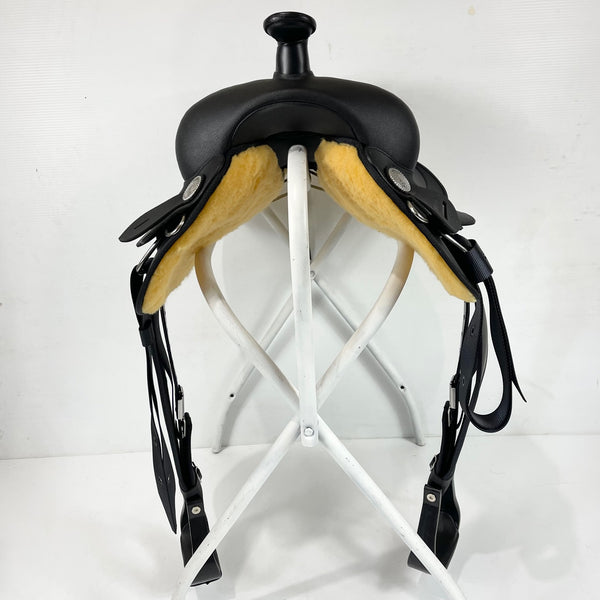 Wintec Plain Black Saddle, 17", Wide Tree