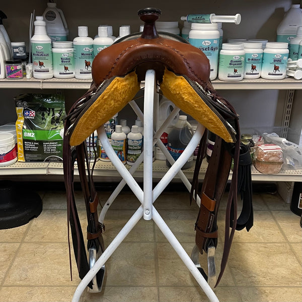 Cashel(by Martin) Round Skirt Trail Saddle, 16"